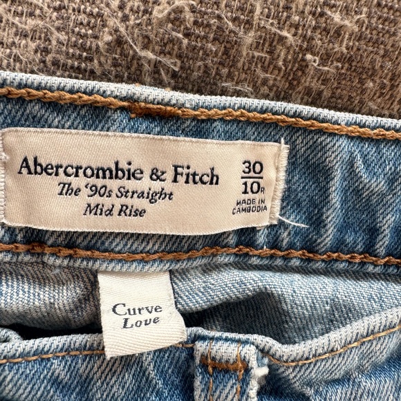 Abercrombie & Fitch The 90’s Straight Mid Rise - Picture 2 of 5